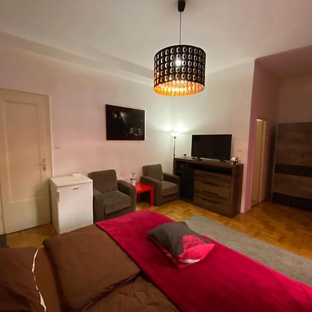 Monolit Budapest Center Guesthouse Экстерьер фото